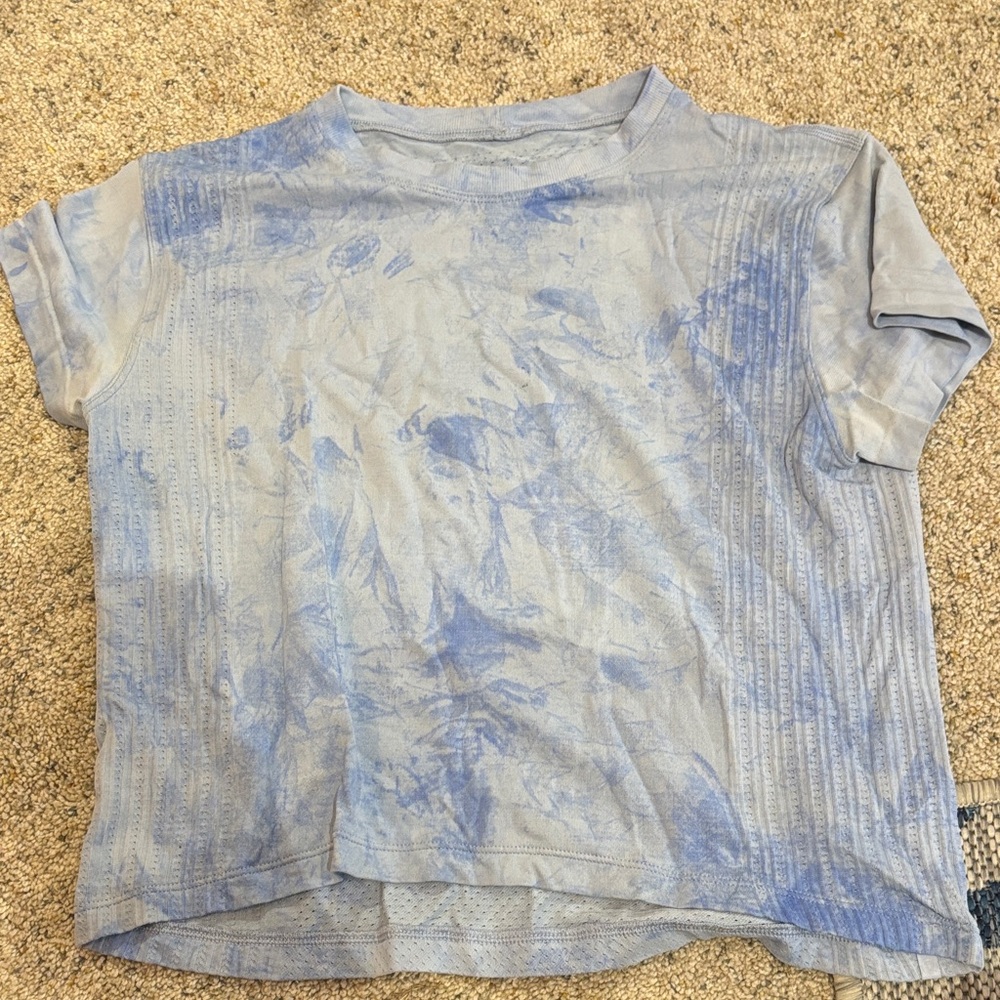 Blue Lululemon Tie Dye Cropped T-Shirt
